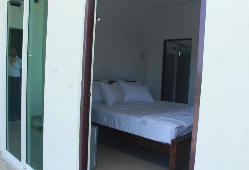 Kings Gate Airport Transit Hotel Katunayaka Ngoại thất bức ảnh
