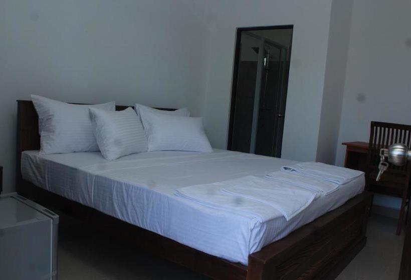 Kings Gate Airport Transit Hotel Katunayaka Ngoại thất bức ảnh