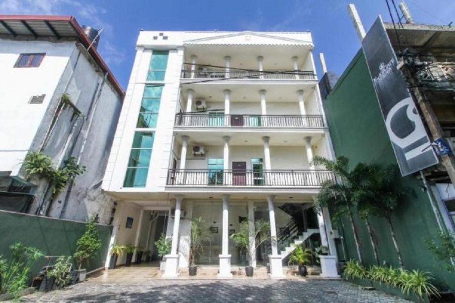 Kings Gate Airport Transit Hotel Katunayaka Ngoại thất bức ảnh