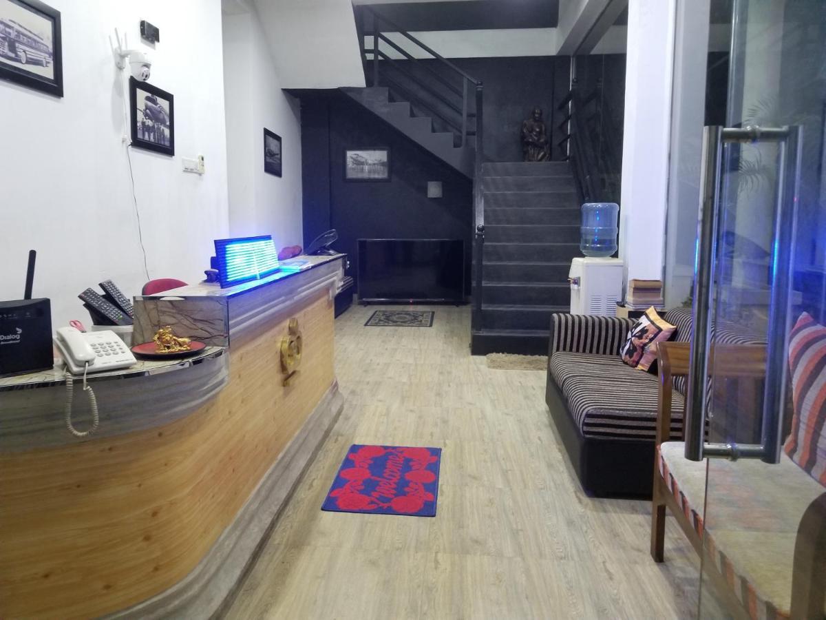 Kings Gate Airport Transit Hotel Katunayaka Ngoại thất bức ảnh